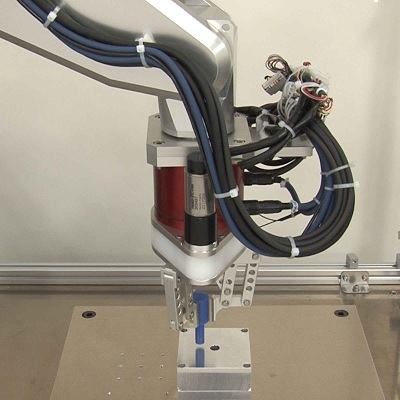 組み立てロボット開発
